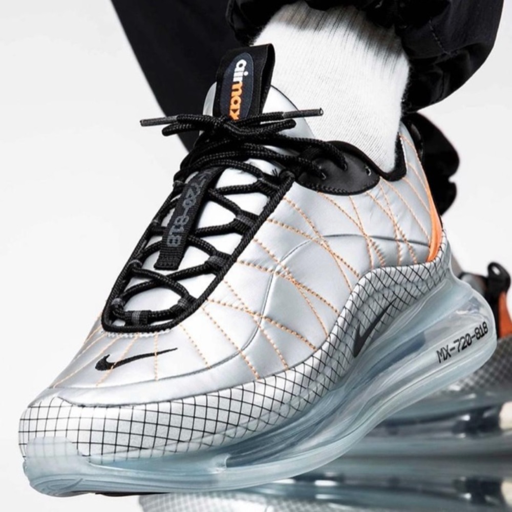 🔥Nike Air Max 720-818